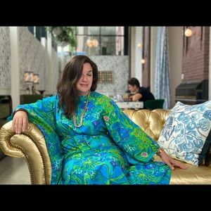 Hey, y’all! Happy Poshing 💗